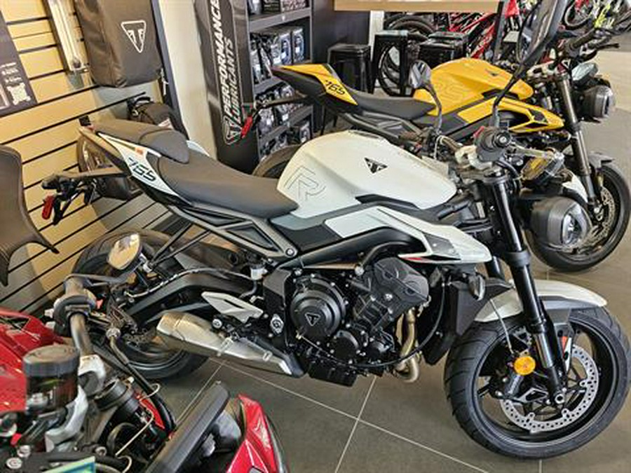 2025 Triumph Street Triple 765 R