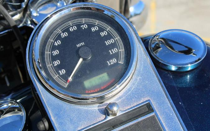 2004 Harley-Davidson® FLSTC - Heritage Softail® Classic