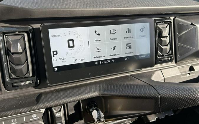 2026 Can-Am Defender MAX Limited HD11