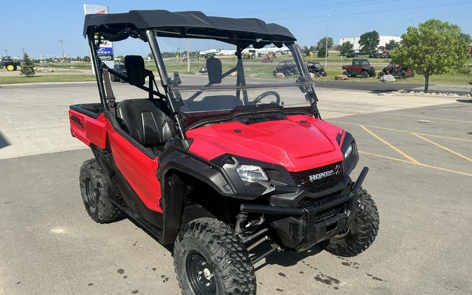 2016 Honda PIONEER 1000 EPS - Red