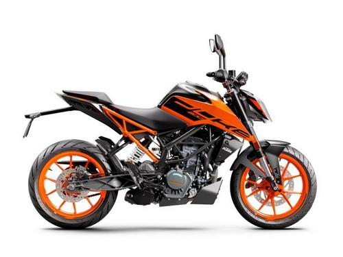 2020 KTM 200 Duke Review: Urban Motorcycle (15 Fast Facts)