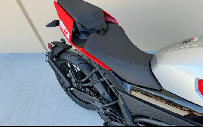 2024 CFMOTO NK 300