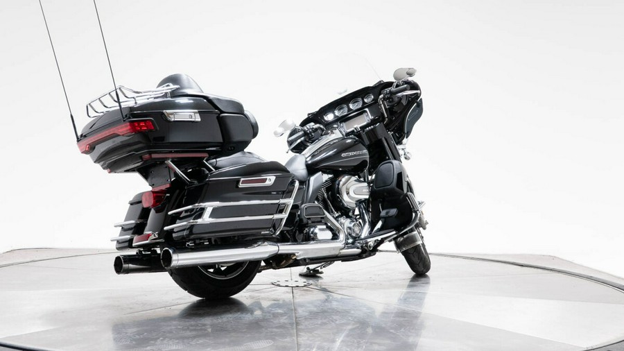 2015 HARLEY-DAVIDSON FLHTK Ultra Limited in Vivid Black with 19297 miles