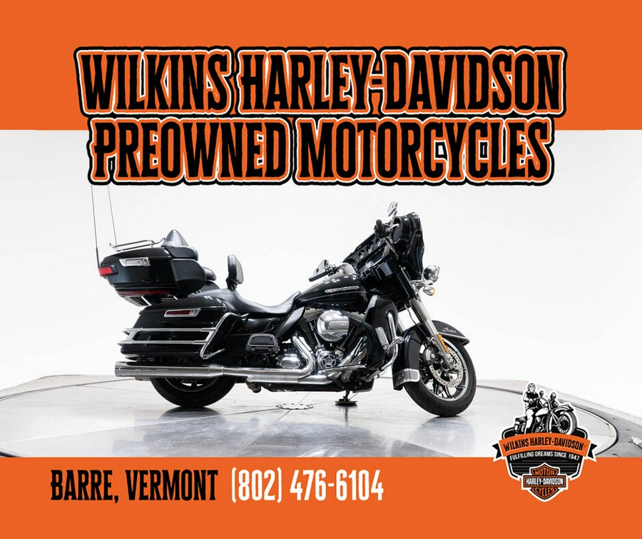 2015 HARLEY-DAVIDSON FLHTK Ultra Limited in Vivid Black with 19297 miles