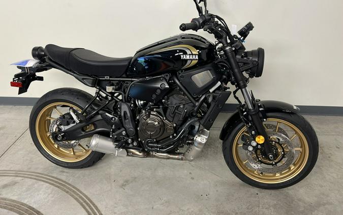 2026 Yamaha XSR700 (XSR700TB)