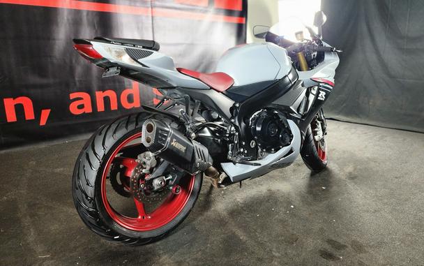 2023 SUZUKI GSX-R750 - F100136
