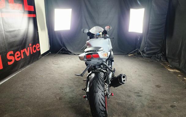 2023 SUZUKI GSX-R750 - F100136