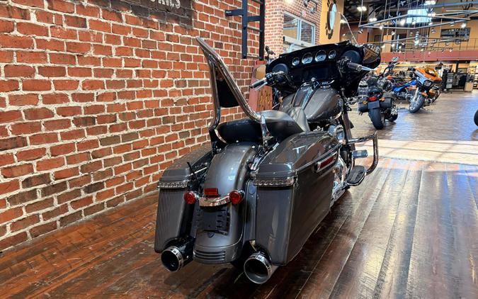 FLHXS 2023 Street Glide Special