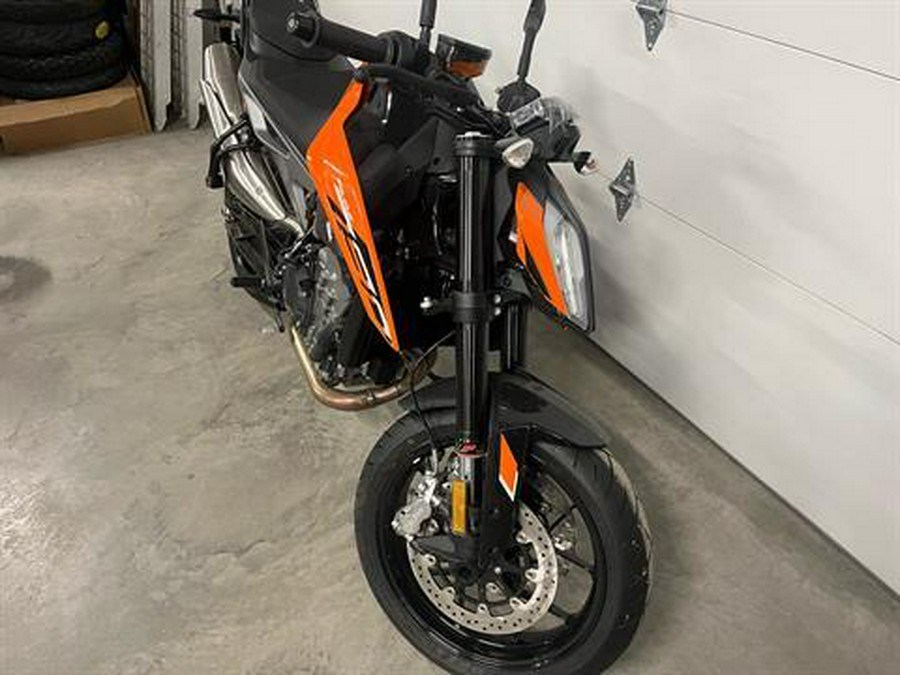 2024 KTM 790 Duke
