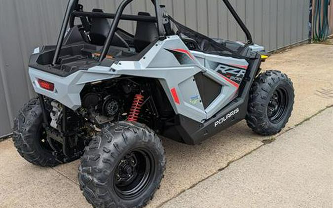 2024 Polaris RZR 200 EFI