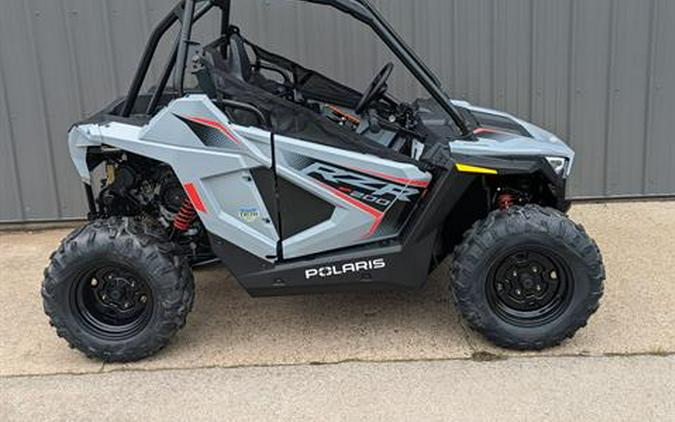 2024 Polaris RZR 200 EFI