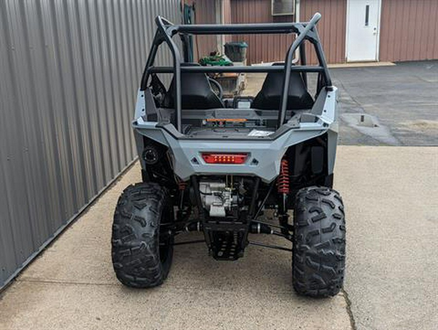 2024 Polaris RZR 200 EFI