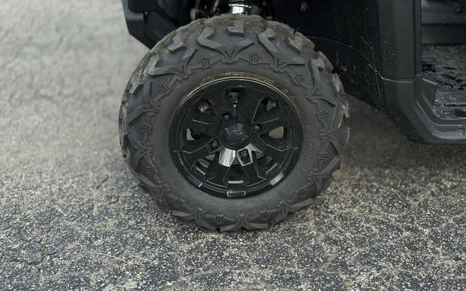 2025 Can-Am® Defender DPS HD7 Compass Green