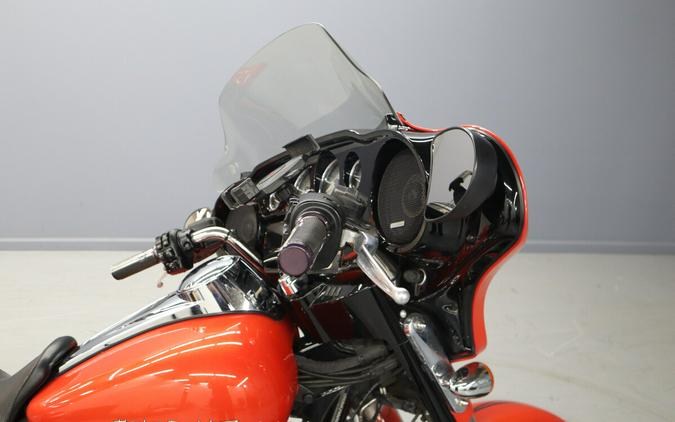 Pre-owned 2017 Harley-Davidson Street Glide Special FLHXS