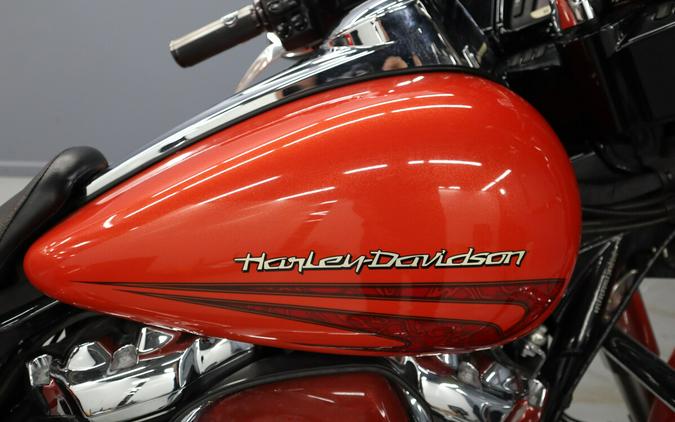 Pre-owned 2017 Harley-Davidson Street Glide Special FLHXS