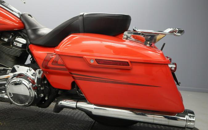 Pre-owned 2017 Harley-Davidson Street Glide Special FLHXS