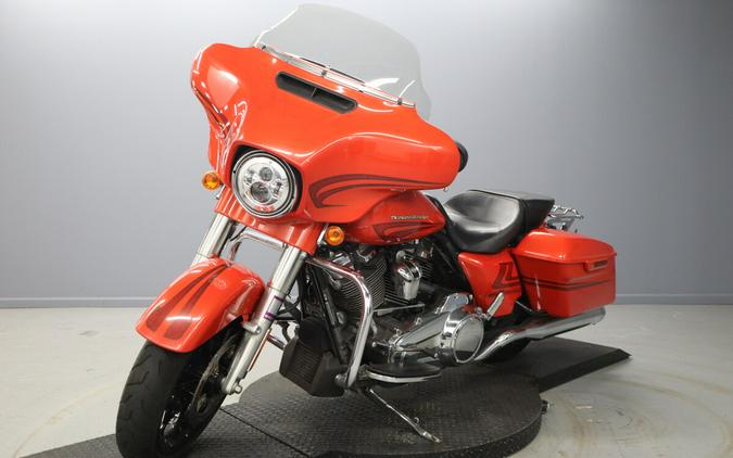 Pre-owned 2017 Harley-Davidson Street Glide Special FLHXS