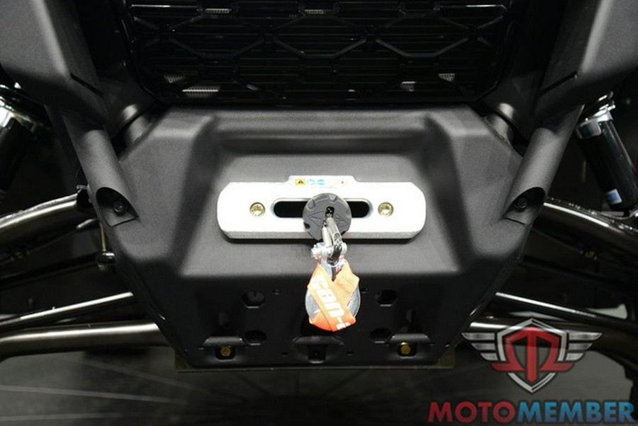 2026 Can-Am Defender Limited HD11