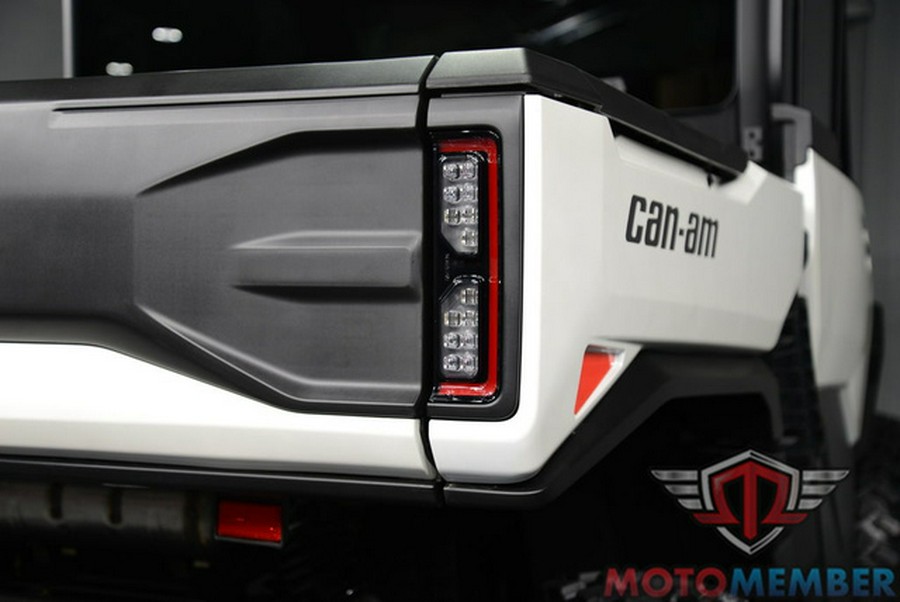 2026 Can-Am Defender Limited HD11