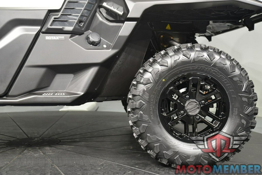 2026 Can-Am Defender Limited HD11