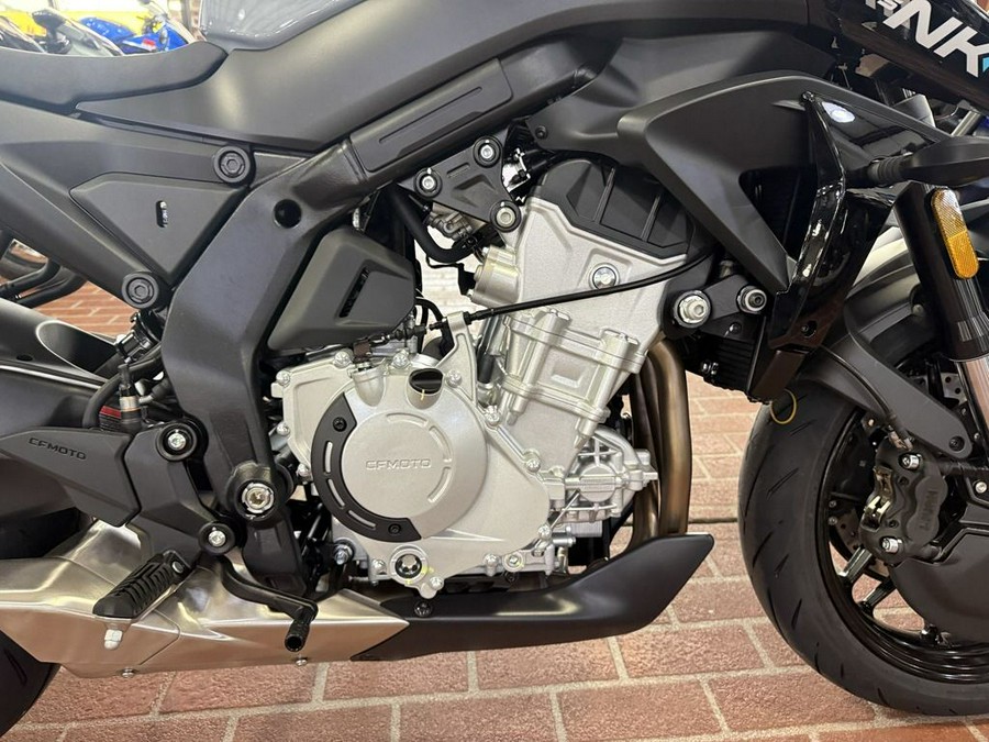 2026 CFMOTO 675NK