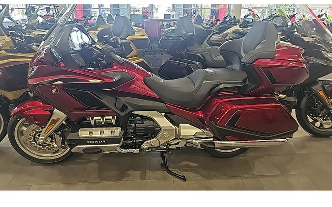 2026 Gold Wing® Tour Automatic DCT - Honda