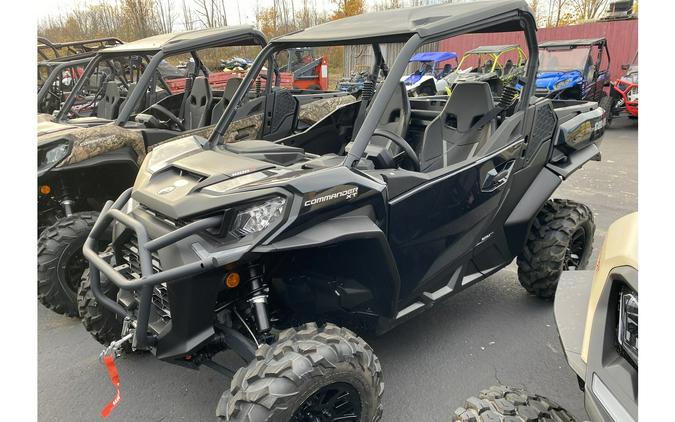 2023 Can-Am SSV COMMANDER XT 64 1000R