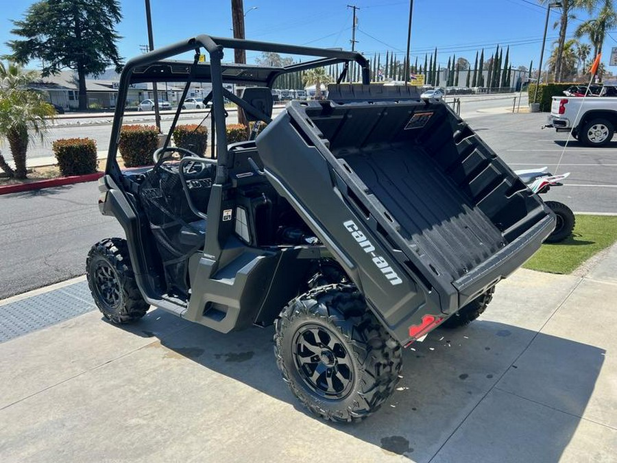 2024 Can-Am® Defender DPS HD9 Timeless Black