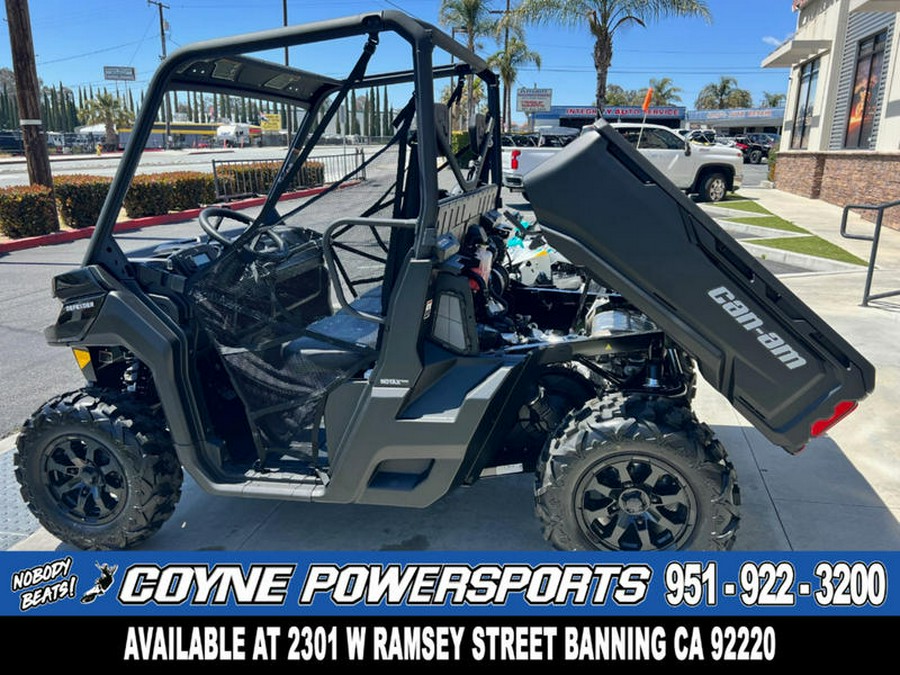 2024 Can-Am® Defender DPS HD9 Timeless Black