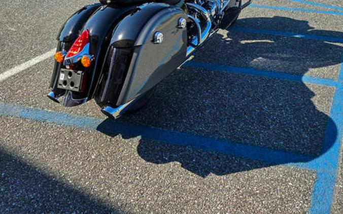 2024 Indian Motorcycle® Springfield® Black Metallic/Titanium Metallic