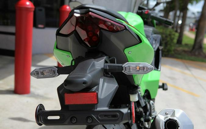 2024 Kawasaki EX500JRFAN