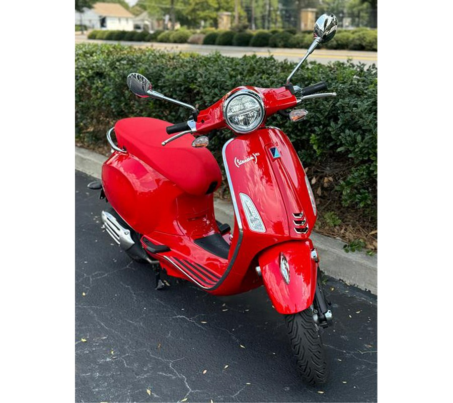 2023 Vespa Primavera 50 Red