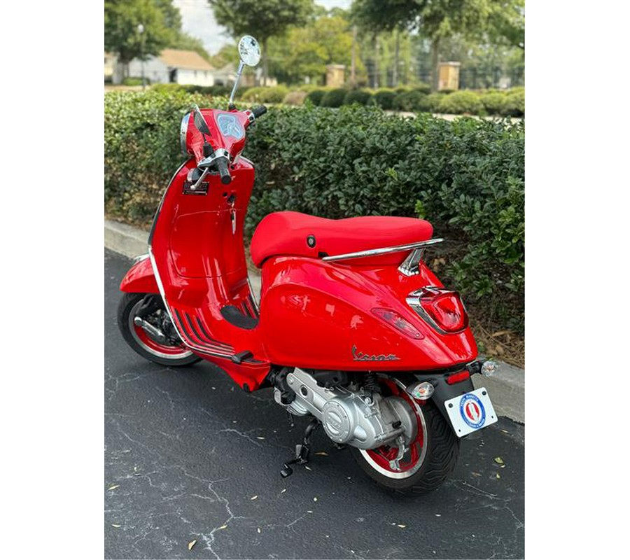 2023 Vespa Primavera 50 Red