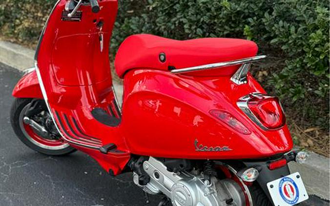 2023 Vespa Primavera 50 Red