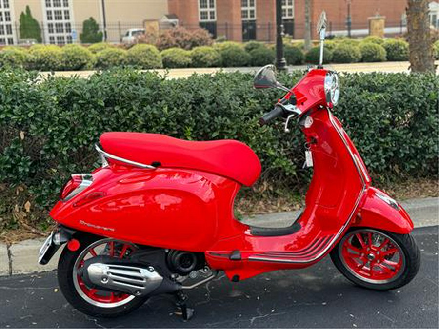 2023 Vespa Primavera 50 Red