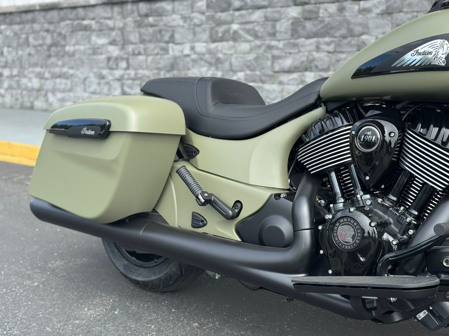 2025 Indian Motorcycle Springfield® Dark Horse®