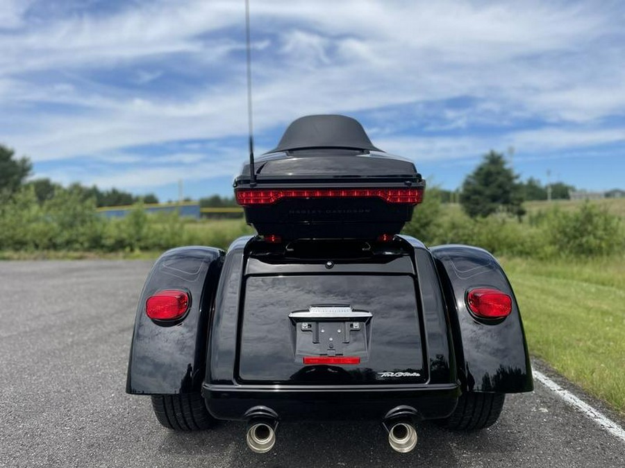 2022 Harley-Davidson® FLHTCUTG - Tri Glide® Ultra