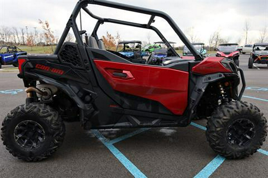 2024 Can-Am Maverick Sport DPS