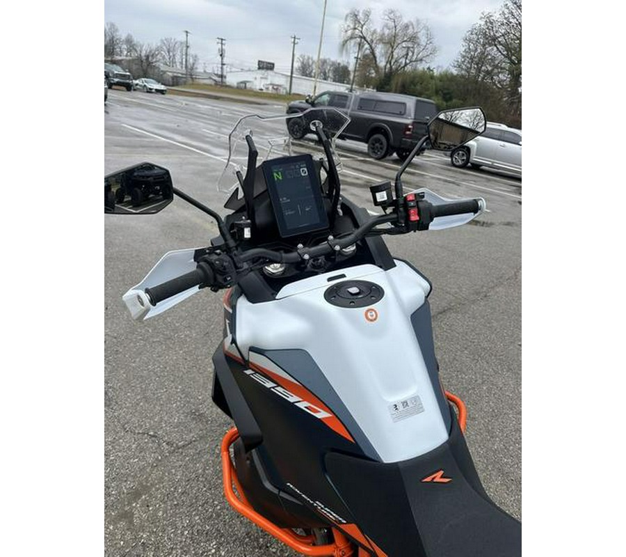2026 KTM 1390 Super Adventure R