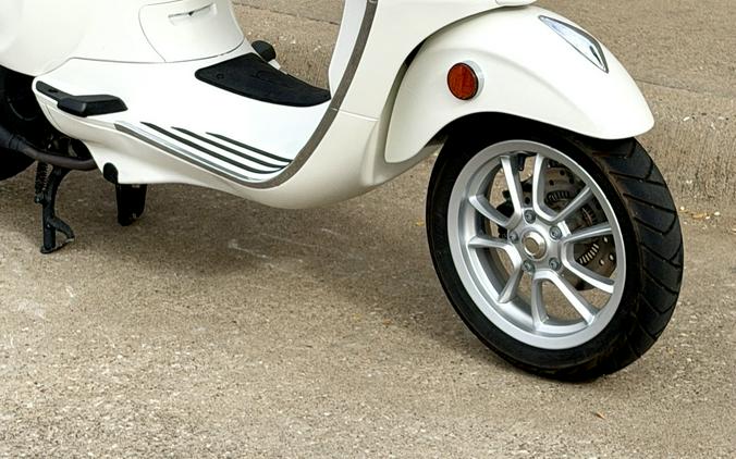 2023 Vespa Primavera 150