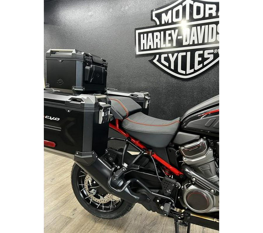 2024 Harley-Davidson® RA1250SE - CVO™ Pan America®