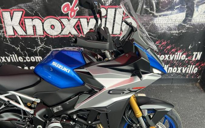 2025 Suzuki GSX-S1000GX+