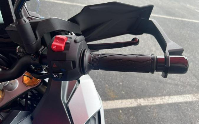 2025 Suzuki GSX-S1000GX+