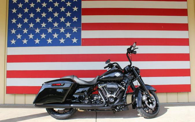 2025 Harley-Davidson® FLHRXS - Road King® Special