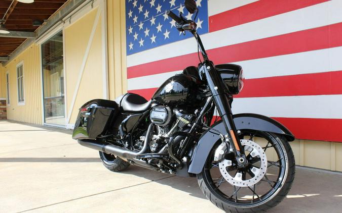 2025 Harley-Davidson® FLHRXS - Road King® Special