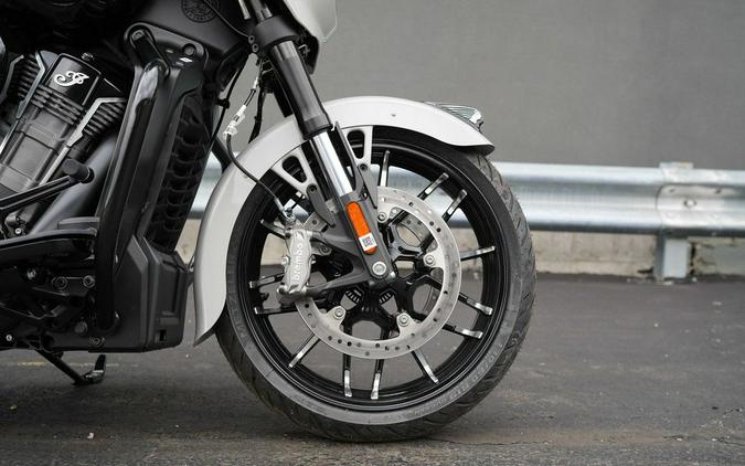 2026 Indian Motorcycle Chieftain PowerPlus Dark Horse 112 w/PowerBand Chalk with Black Metallic