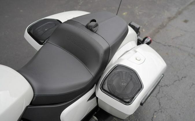 2026 Indian Motorcycle Chieftain PowerPlus Dark Horse 112 w/PowerBand Chalk with Black Metallic