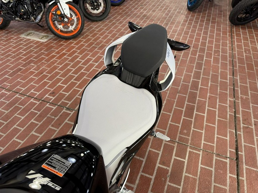 2026 CFMOTO 675SS