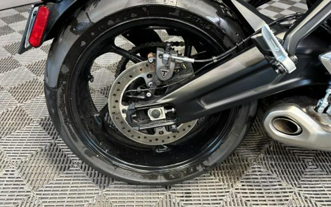 2025 TRIUMPH TRIDENT 660