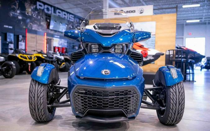 2024 Can-Am® Spyder F3 Limited Dark Wheels